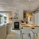 Afke - 660m From The Sea By Interhome *